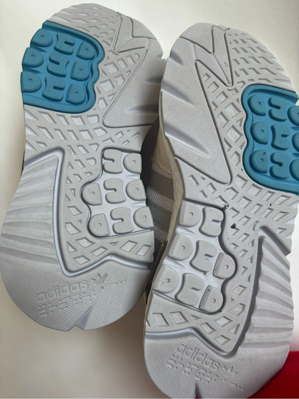 adidas Nite Jogger FX6904 women’s size 7 - Picture 7 of 8